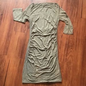 Fitted striped maternity dress